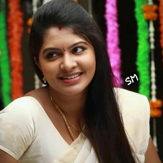 சீரியல் நடிகைகள் மட்டும்?