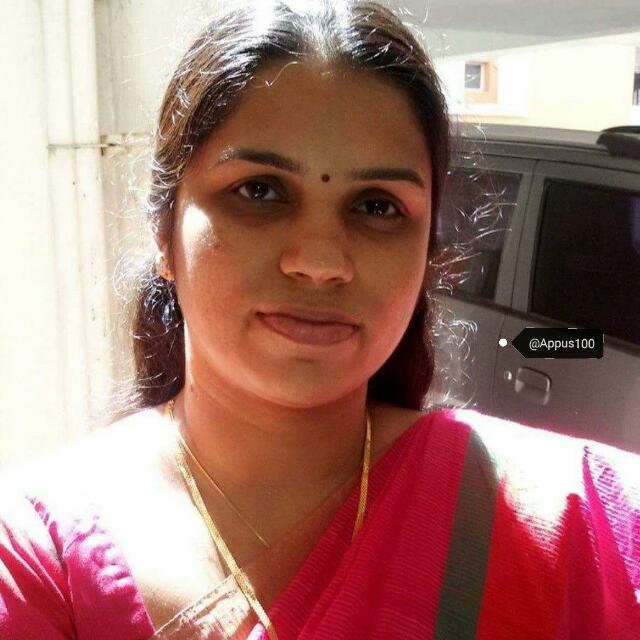 அக்கா கூதி வாசம்?