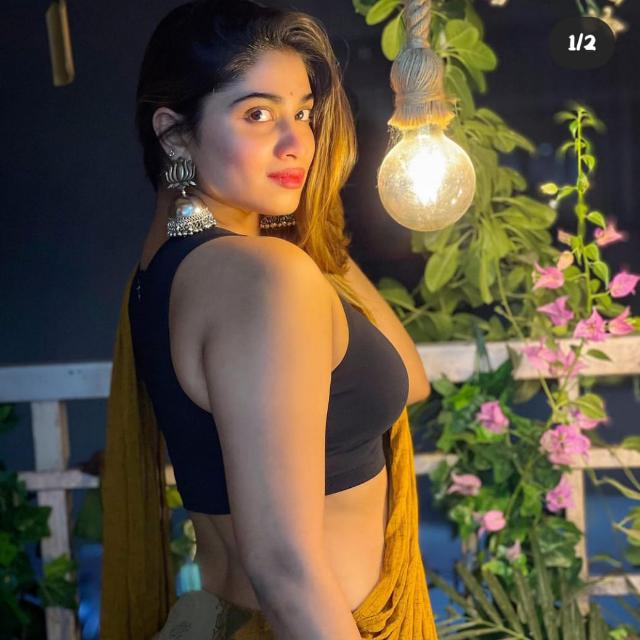 गाँड़ फटी पे हाजमोला ?