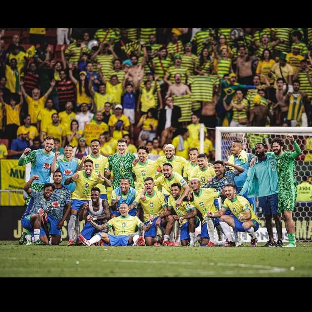 BRAZILIAN ?? Neymar fans