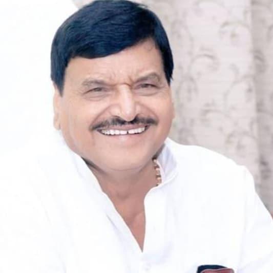 आदरणीय चाचा जी