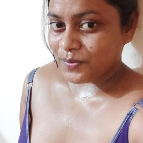 അമ്മയുടെ മുലകൾ