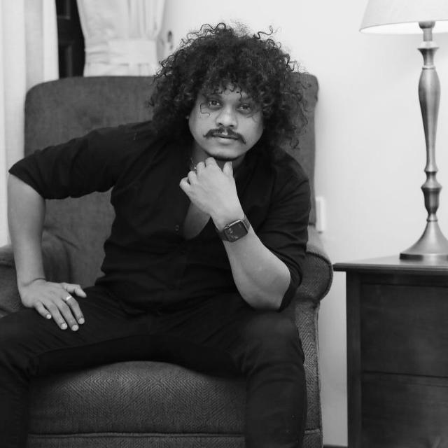 புகழ் அண்ணா தம்பிகள் ?