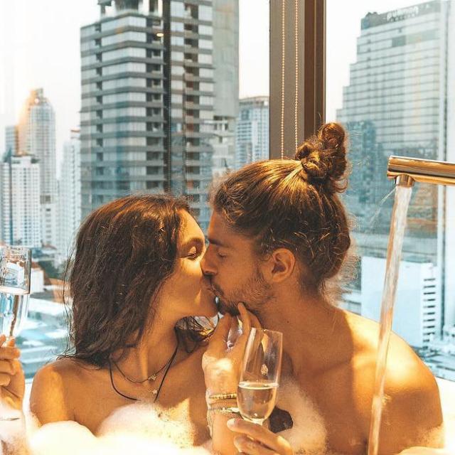 Honeymoon ?