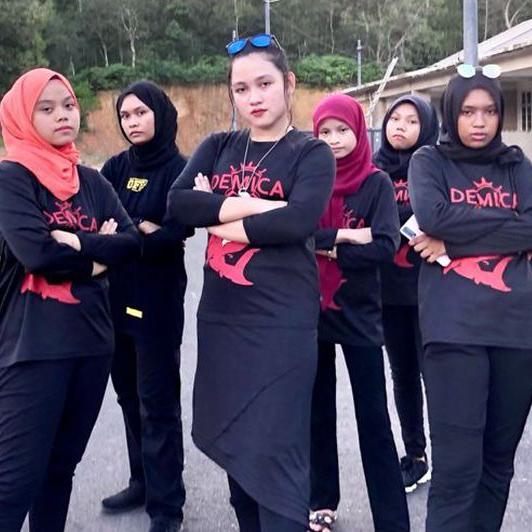 ?GENG JERUNG MERAH?