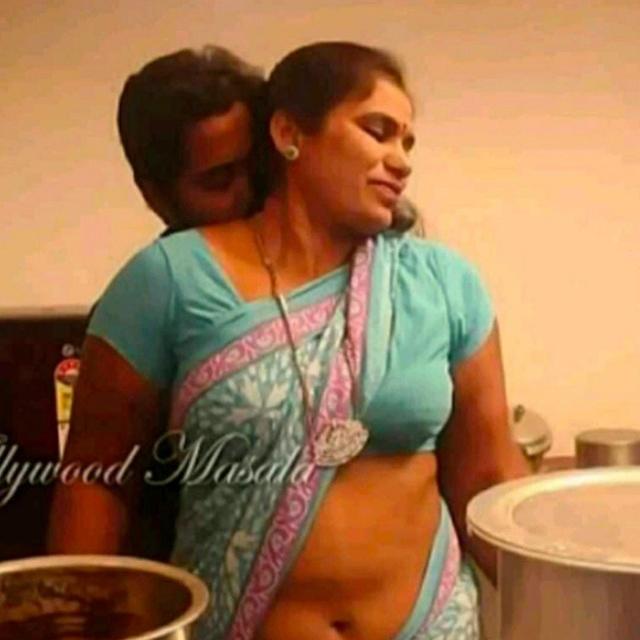 ?മെല്ലെ കുത്ത് മാമ ?