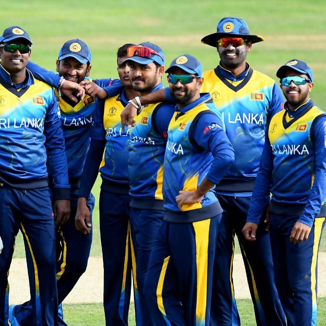 ?? ??  ක්‍රිකට් පිස්සෝ ?? ?? 