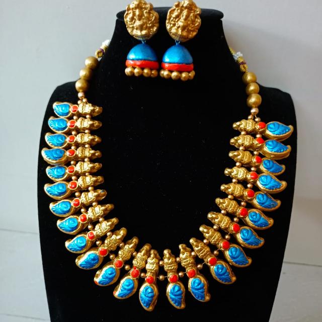 ??Dhanam boutique group 2