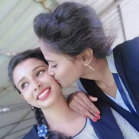 Only gril comdy video Whatsapp group