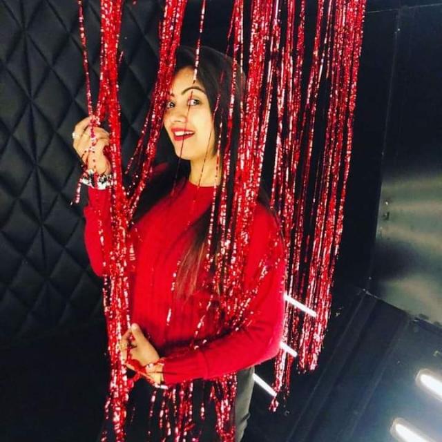 Riya colleting collection Whatsapp group