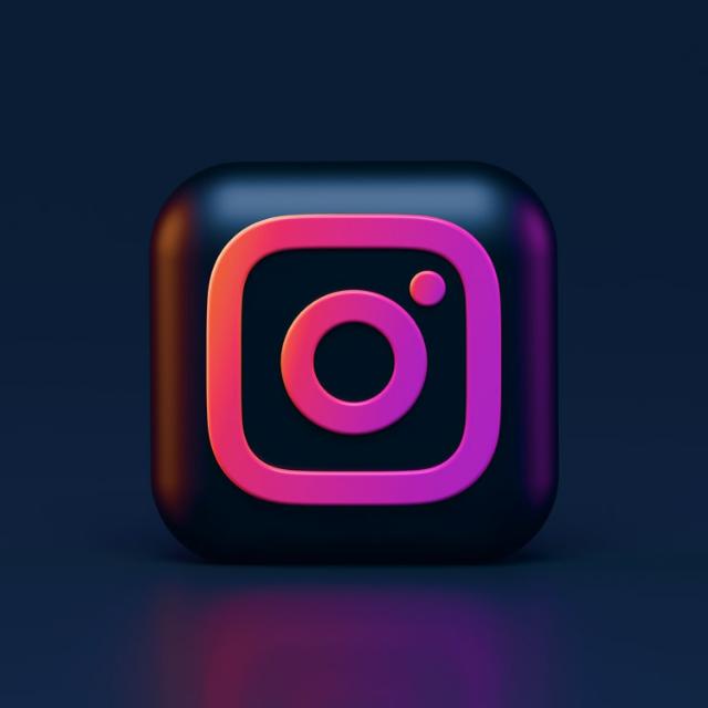 Instagram followers sell