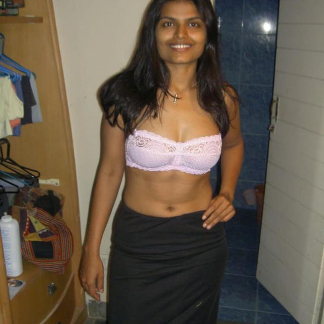 randi ki beati sapna ???