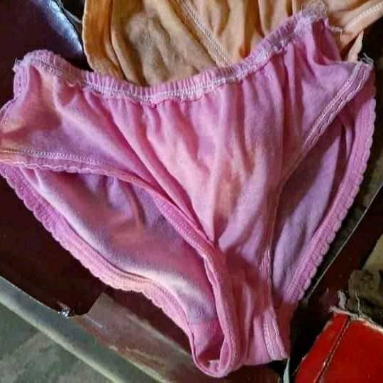 නෙන්ධි ගලවපු ජංගි?බ්‍රා ?
