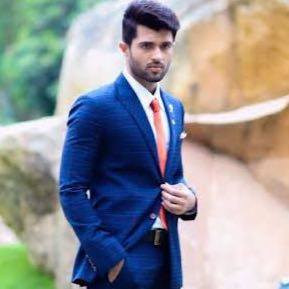 ?Vijay DevarakonDa Fans??