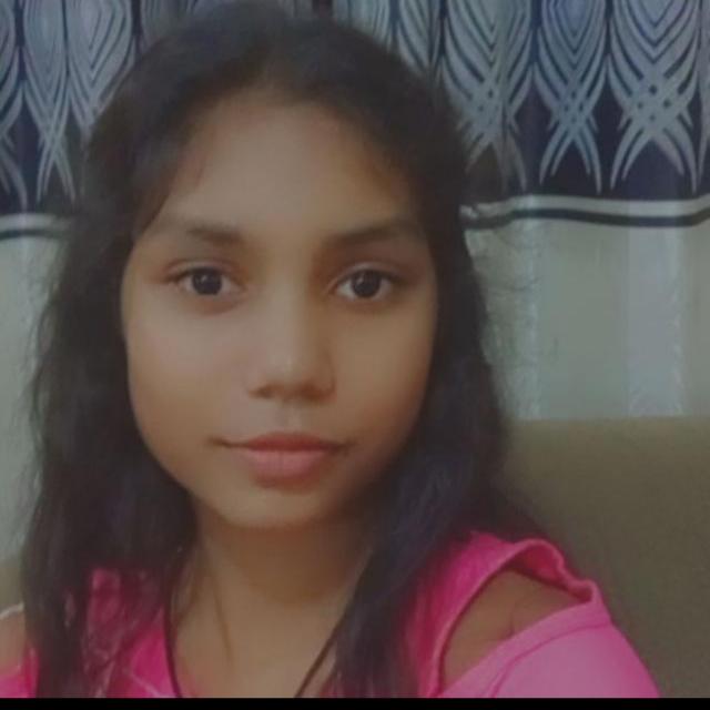 ??පොඩි කෙල්ලො??