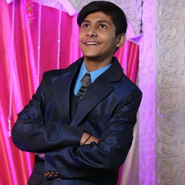 Mustafa shah official