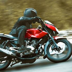 pulsar 135 bicke club