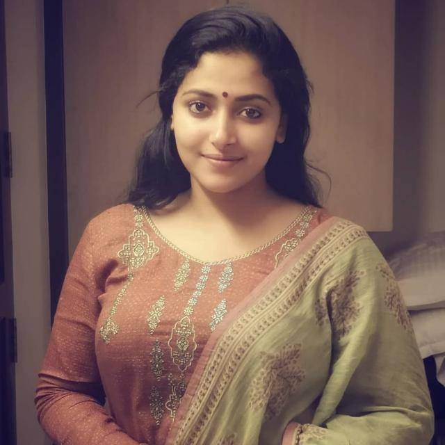 നടിമരുടെ✊???കമ്മാലോകം?