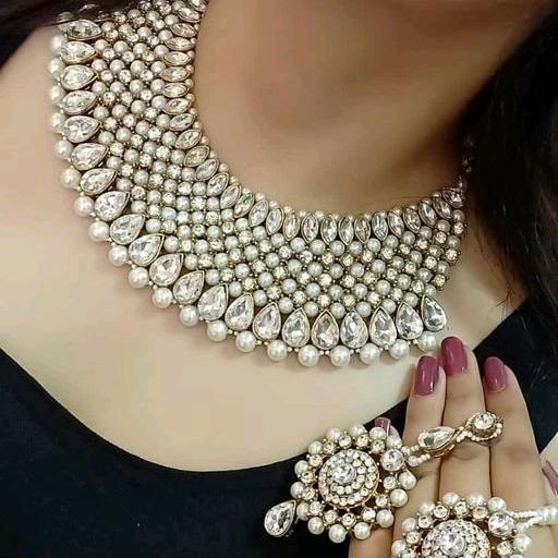 Jewellery Lover ??