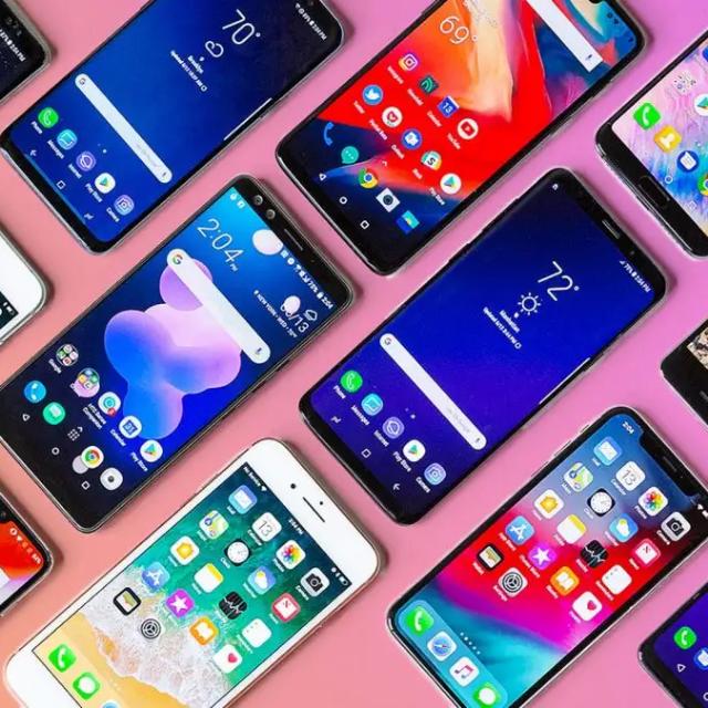 Brand New Mobiles - 01 ??