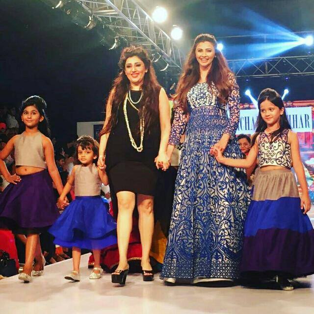 Daisy Shah Life Style
