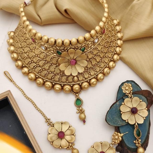 Gold look mix jewellery??