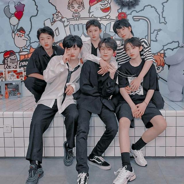 BOY STORY ? BOS ??