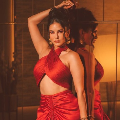 Sunny leone Whatsapp group