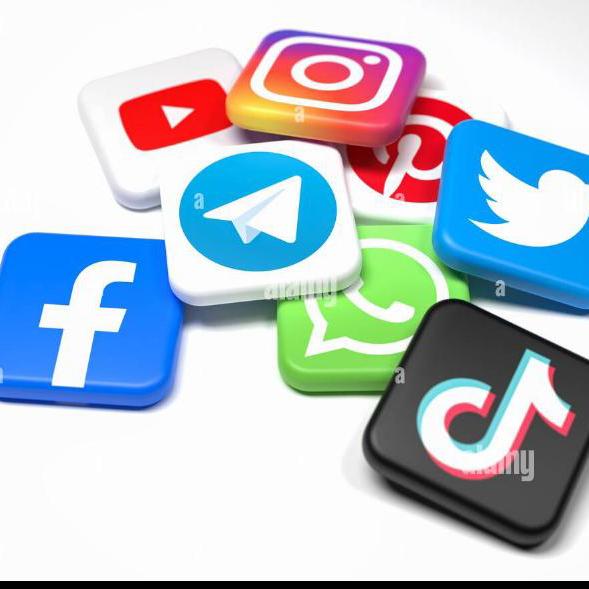 All soical media service Whatsapp group