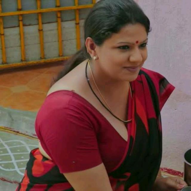 മലയാളി ഹൗസ് ?