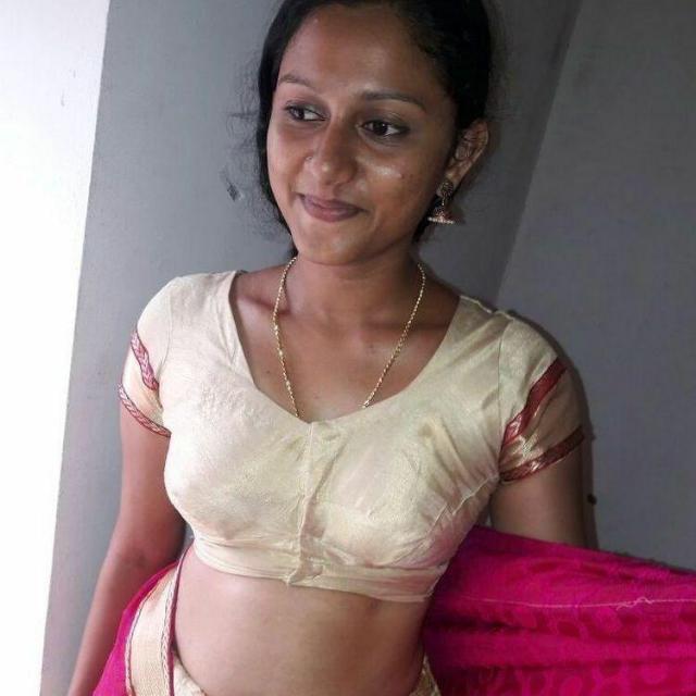 മല്ലു ഗേൾ ഇഷ്ടം ??