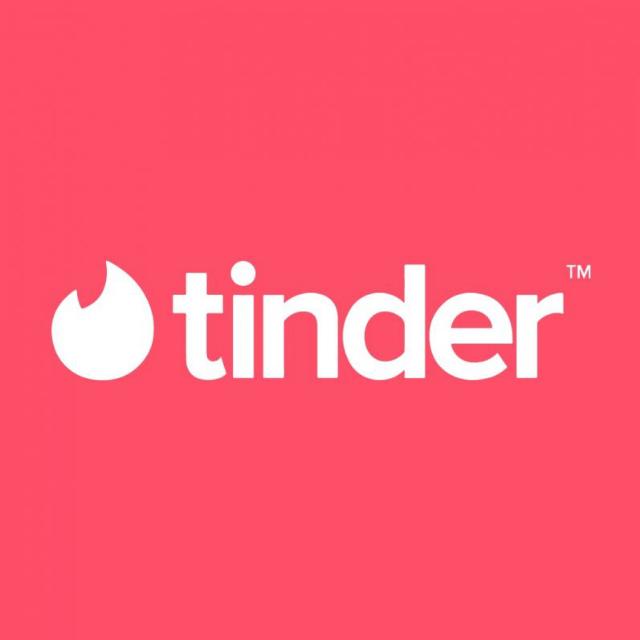 Tinder meet cute Whatsapp group