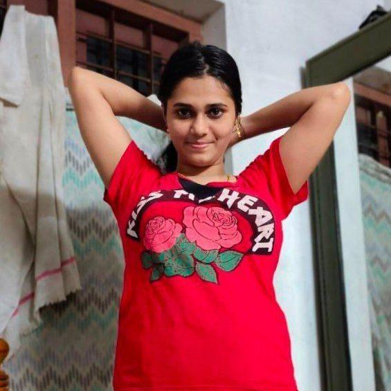 നീലത്താമര