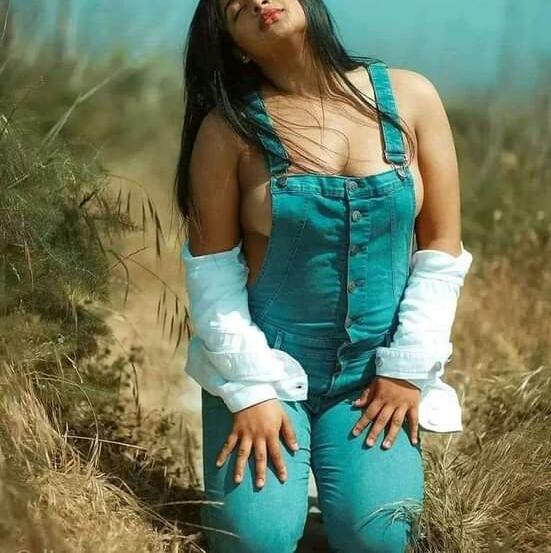 හිච්චි කොම්ලෝ කෙම්ලෝ ?✊️??