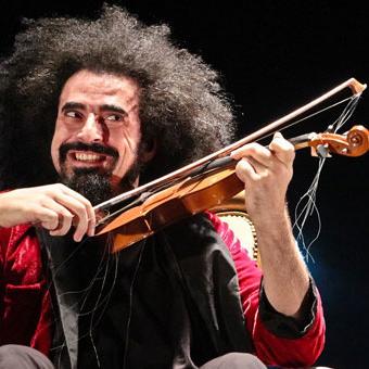 CAPAREZZA ?☭?