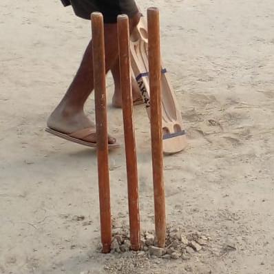 ग्रुप से निकल जाए??