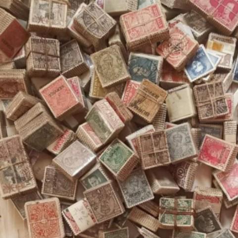 Stamps and coins bid house Whatsapp group