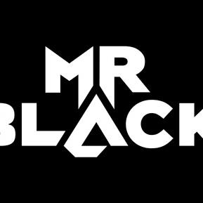 Mr black from black squad ?‍⬛??