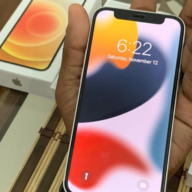 ඡංගම දුරකථන විකිනීම //මිලදීගැනීම