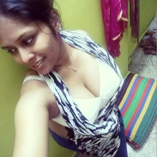 Service available call centre Whatsapp group