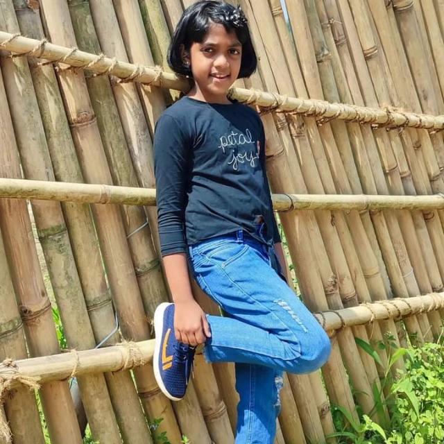 Small dreams Whatsapp group