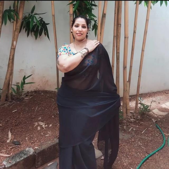 തേൻ മധുരം 