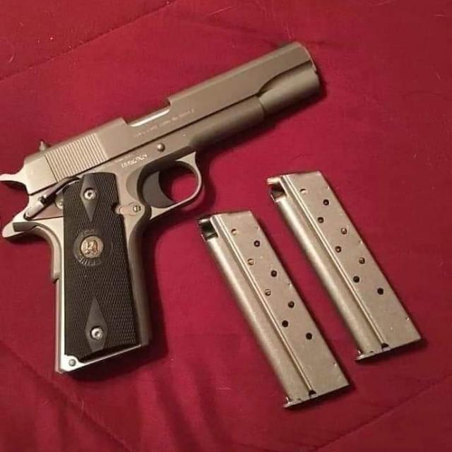 RahulRaj Gangstar only gun selling Whatsapp group