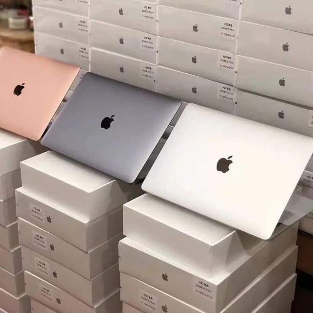 Non custom online mobile seller
