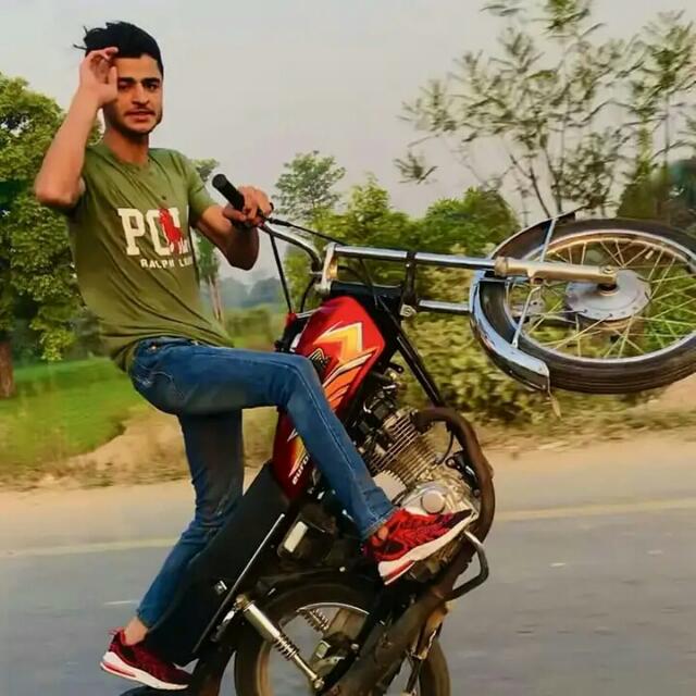 Khawaja King????52