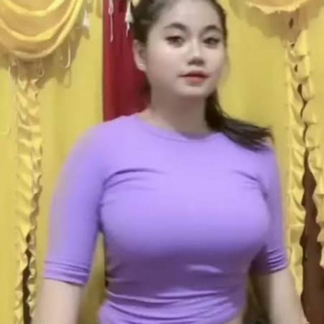Bagi2 link bokep colemek ?