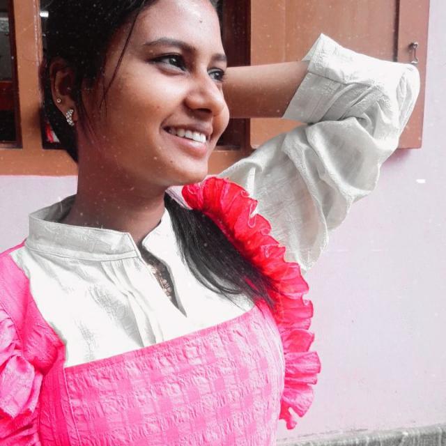 അനുമോളുടെ പൂറ് 