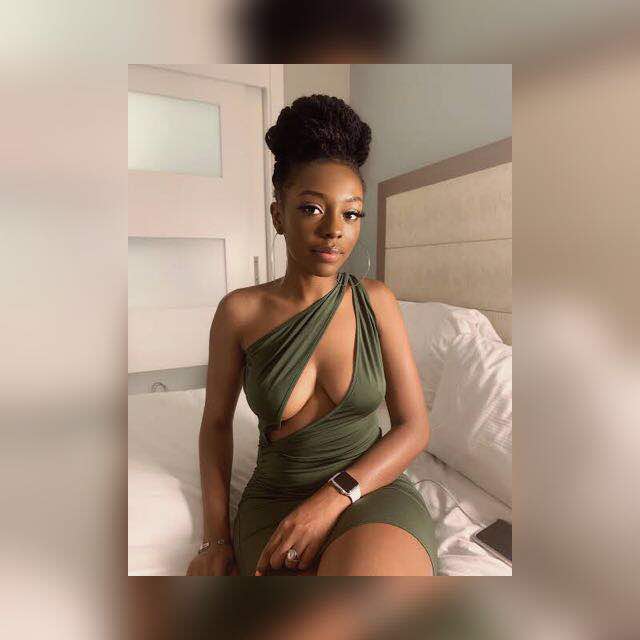 Hot ladies hook up