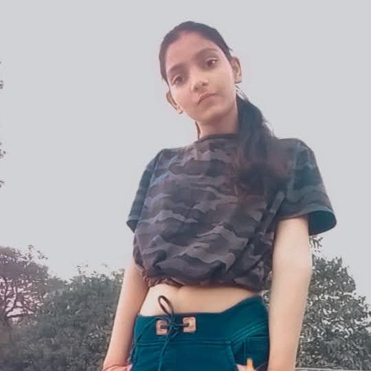 Sister pic send Whatsapp group