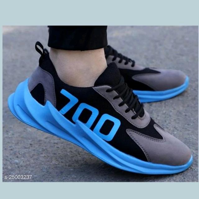 Shoe box Whatsapp group